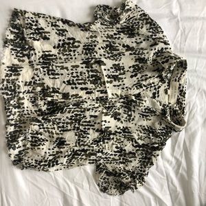 Anthro/Cloth & Stone button up cropped top